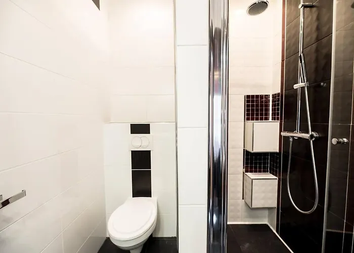 شقة Ultra Large With Ac And Balcony