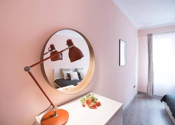 Ultra Large With Ac And Balcony * بودابست