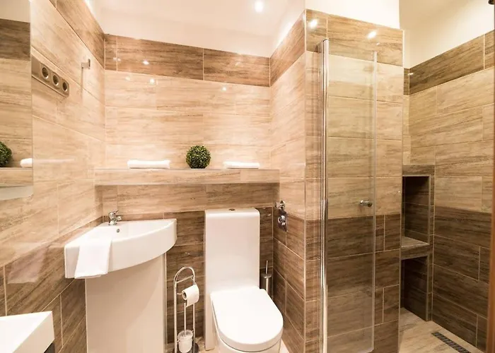 Ultra Large With Ac And Balcony شقة بودابست