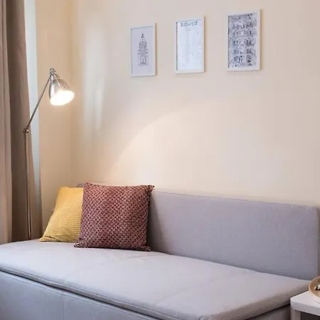 Ultra Large With Ac And Balcony Budapeszt