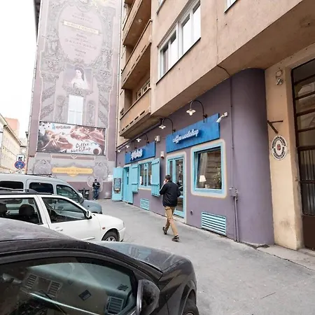 Ultra Large With Ac And Balcony Budapeszt