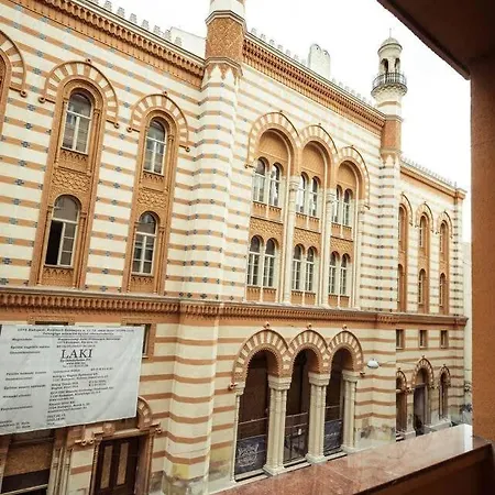 Ultra Large With Ac And Balcony * Budapeszt