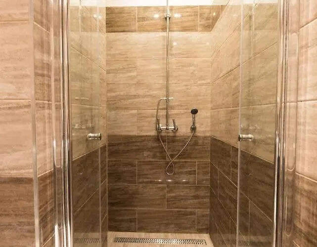 Ultra Large With Ac And Balcony Apartment Budapest