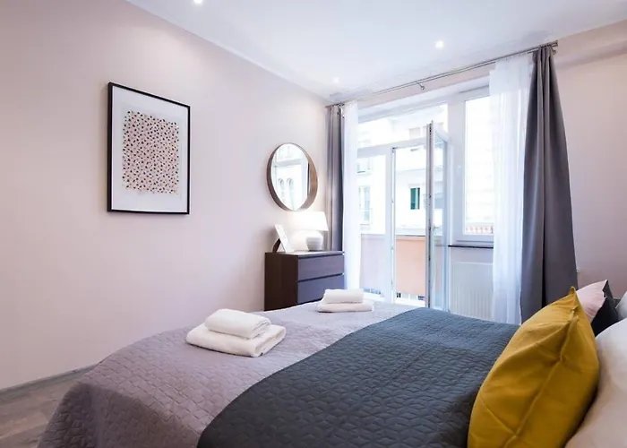 Ultra Large With Ac And Balcony Apartment Budapest