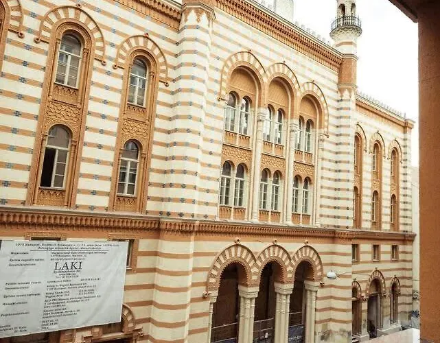 Ultra Large With Ac And Balcony * Budapest