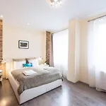 Ultra Large With Ac And Balcony شقة بودابست
